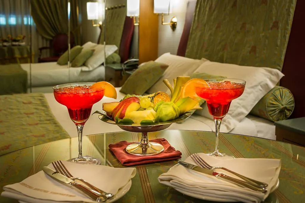 Hotel Motel Visconteo بيناسكو
