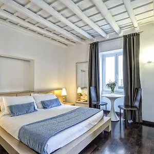 Little Queen Bed & Breakfast Rome