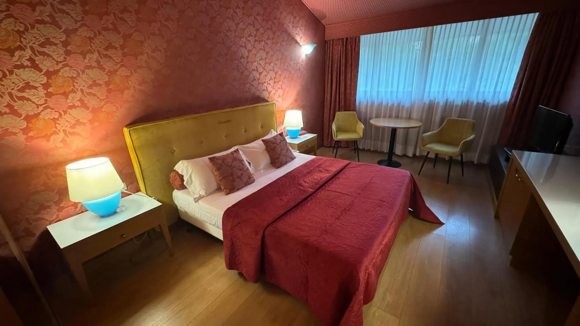 Hotel Motel Visconteo Бинаско 4*,  Италия