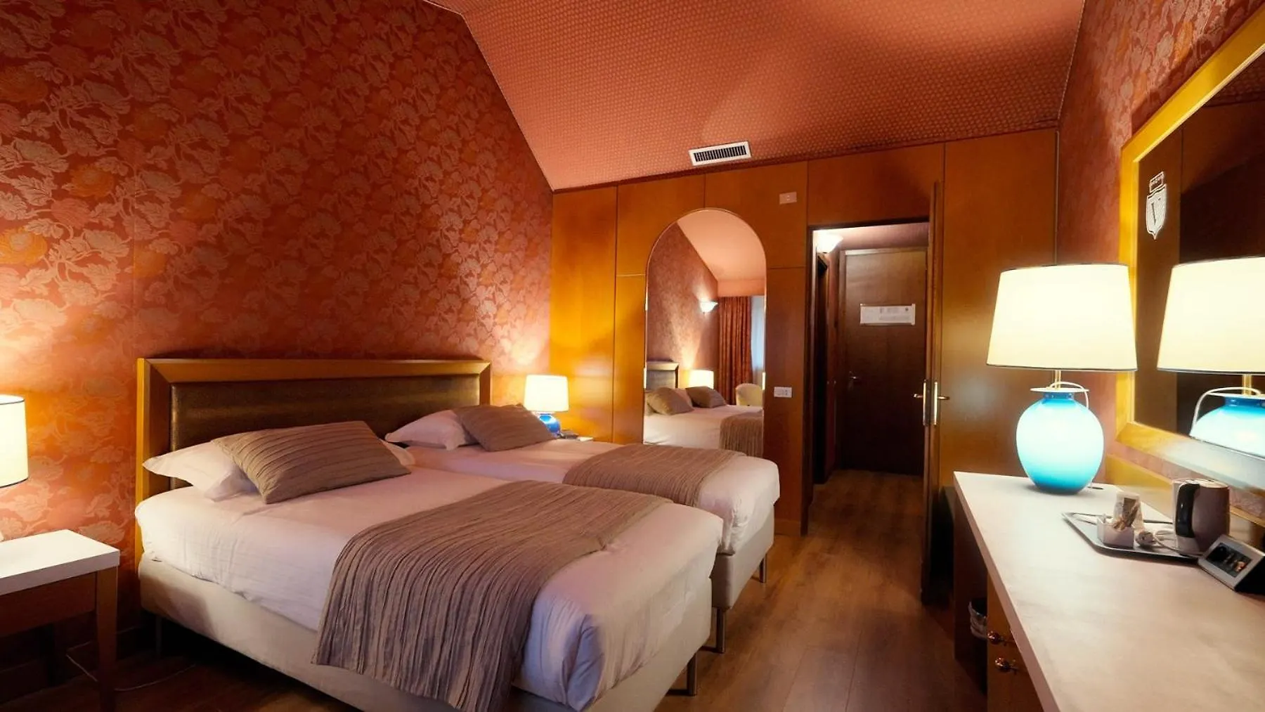 Hotel Motel Visconteo بيناسكو