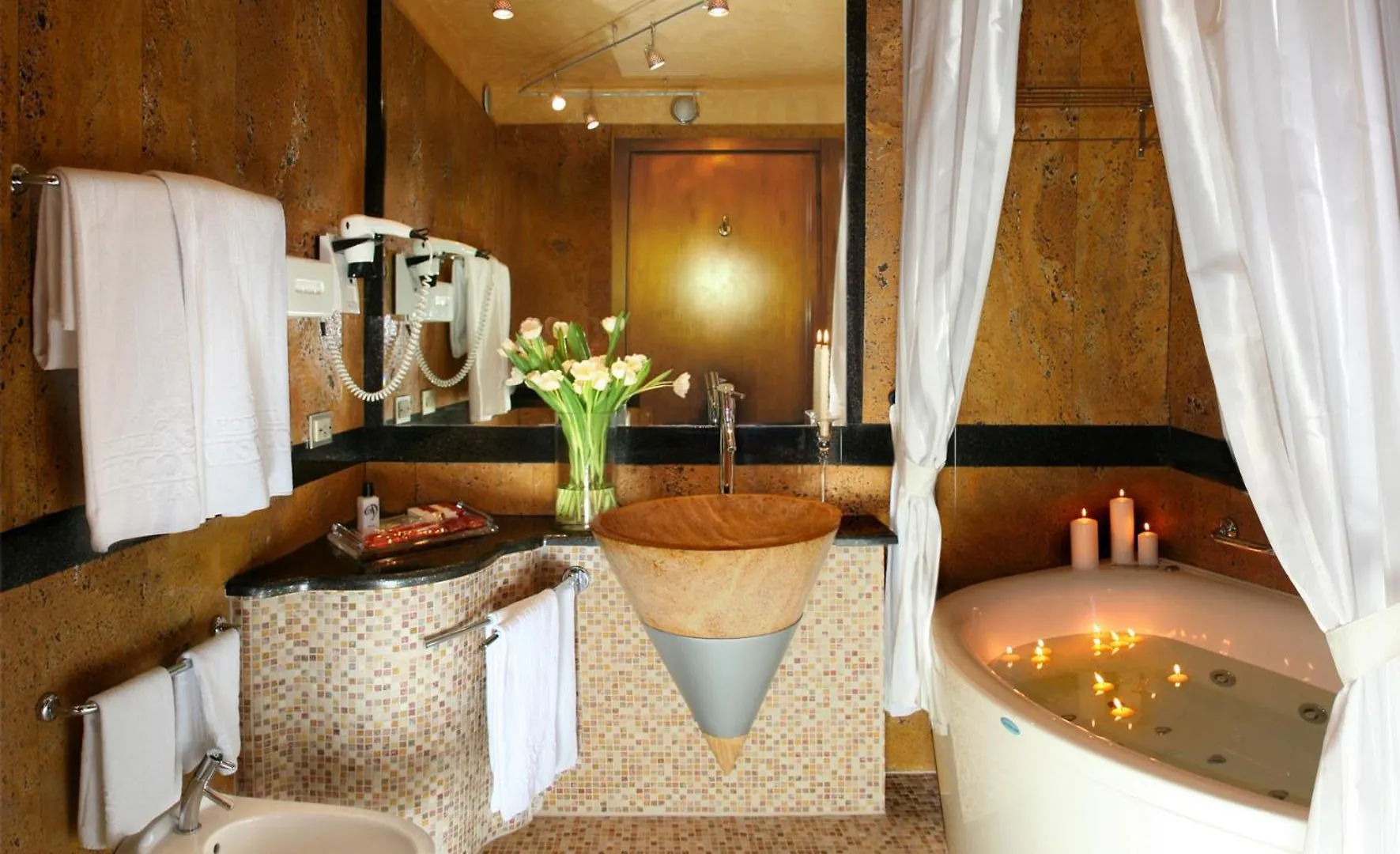 Hotel Motel Visconteo بيناسكو
