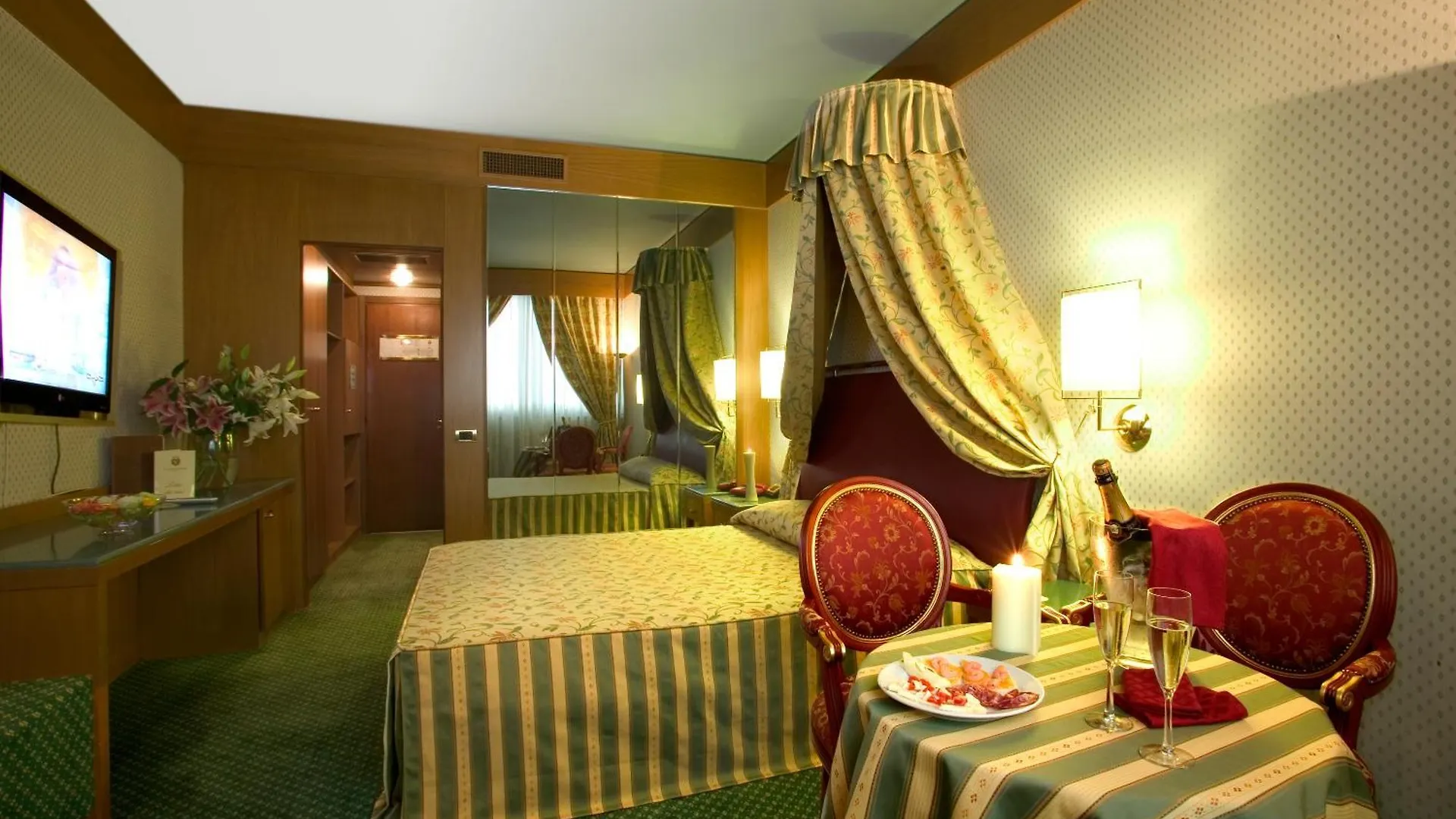 Hotel Motel Visconteo بيناسكو